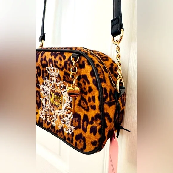 Juicy For All Crossbody Bag and Viral Romance Coin Zip Around Wallet NWT - Picture 5 of 10